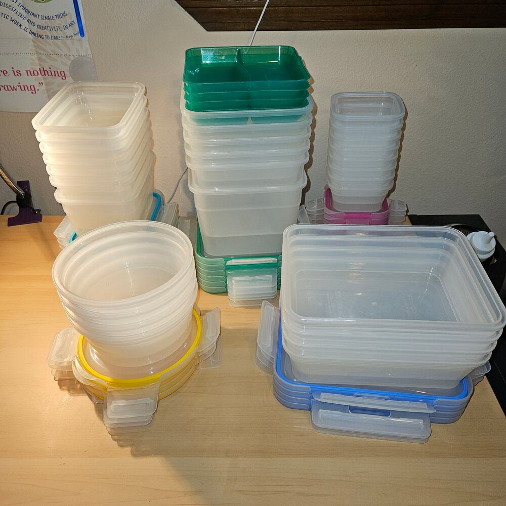 Snapware Food Storage Containers 62 Piece Clear Plastic Multi-Size Lot
